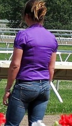 Great Asses in Tight Jeans - N