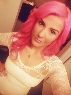 Twitch whore Zombiunicorn - N