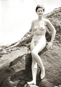 Vintage nudist 5. - N