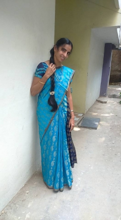 Indian aunty - N