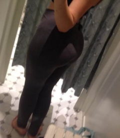 Pretty teen wants you to cum on her arse - bouncy gym squate - N