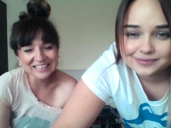 Mom And Daughter On Cam...