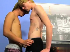 Teens boy experimenting gay porn mobile and boys twinks