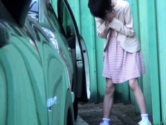 Japanese newbie urinating