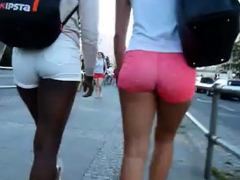 black-white-girl-walking-juicy-bums-in-tight-pink-shorts