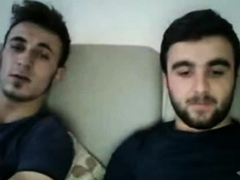 str8-turkish-friends-on-cam