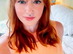 solo-pussy-toying-redhead-sexy-close-up-masturbation-action