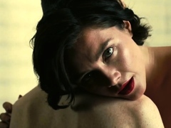 Florence Pugh boobs in sex scenes