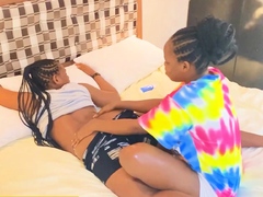 Tricky ebony lesbian ate her BFFs pussy